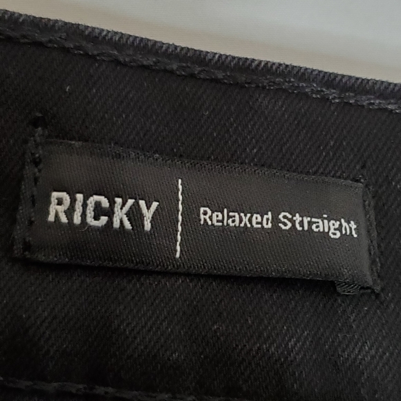 True Religion Men's Ricky Relaxed Fit Flap Pocket - Picture 10 of 13